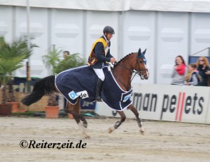 Holger Wulschner u. Fine Lady (Siegerrunde Hagen Riders Tour 2014)