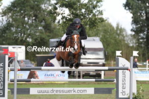 IMG_1110 Philipp Schulze u. Bond Lady v.A. (Kellinghusen 2018)