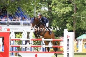 IMG_2252 Michael Jung u. fischerChelsea (Wiesbaden 2017)