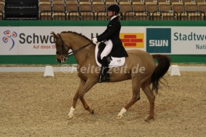 IMG_7008 Julia De Ridder u. Comtessa 103 (Neumuenster 2015)