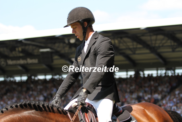 Maikel Van Der Vleuten Gewinnt Grossen Preis Beim Aachen International Jumping Reiterzeit