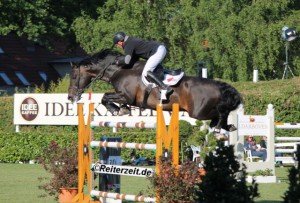 John Whitaker u. Argento (Hamburg 2014)