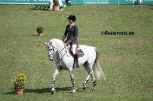 Luciana Diniz hier m. Winningmood (in Hamburg 2013)
